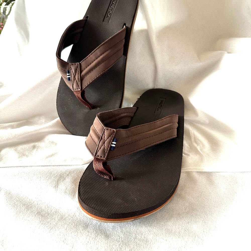 Nautica Brown Sandals Classic Flip-Flops mens size 11